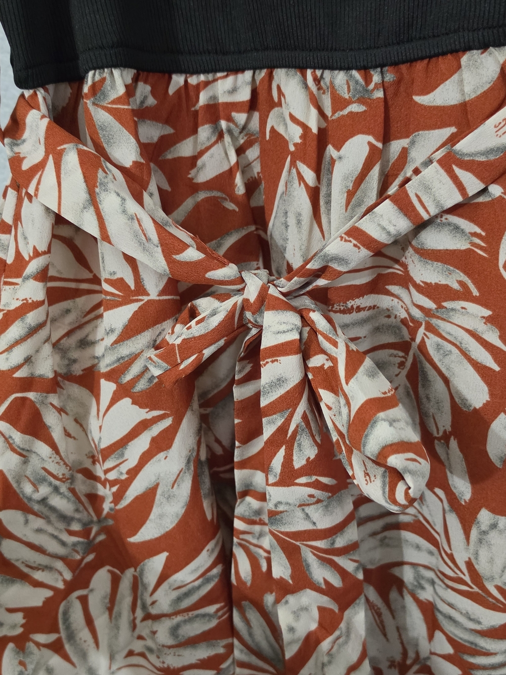 Cupshe Tropical Palms Square Neck Midi Dress Black/Rust Tie-Waist Womens Medium - Picture 4 of 11